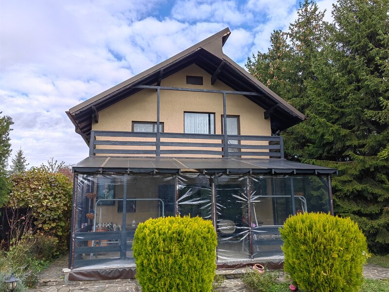 Brebu Prahova - Vila de vanzare S+P+E+M, 193 mp construiti, curte generoasa