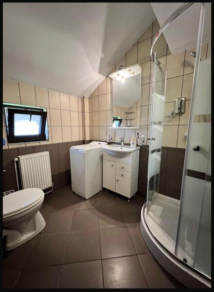 Brebu Prahova - Vila de vanzare S+P+E+M, 193 mp construiti, curte generoasa