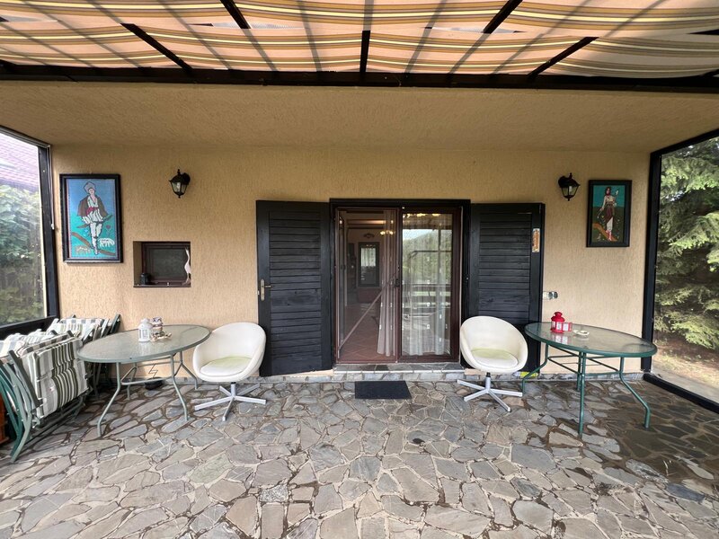 Brebu Prahova - Vila de vanzare S+P+E+M, 193 mp construiti, curte generoasa